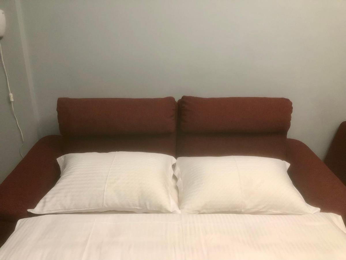 Rem One Bedroom *
