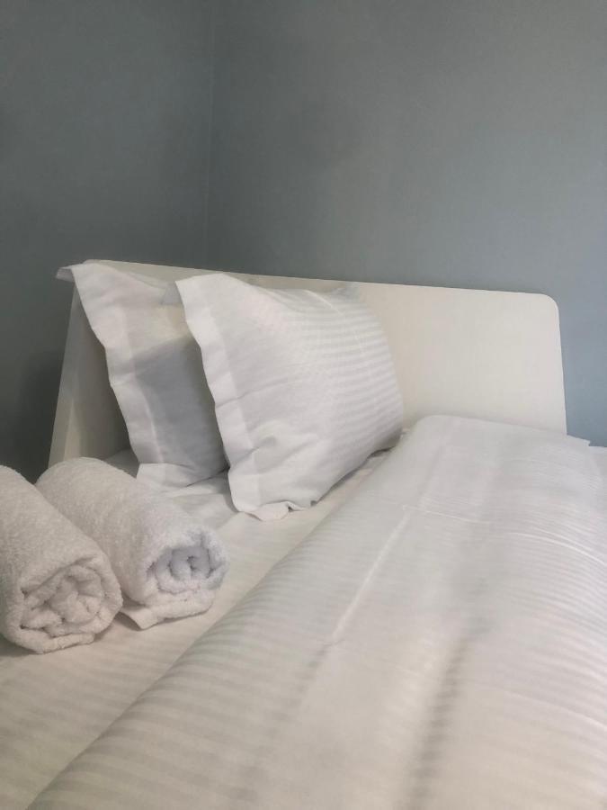 Rem One Bedroom